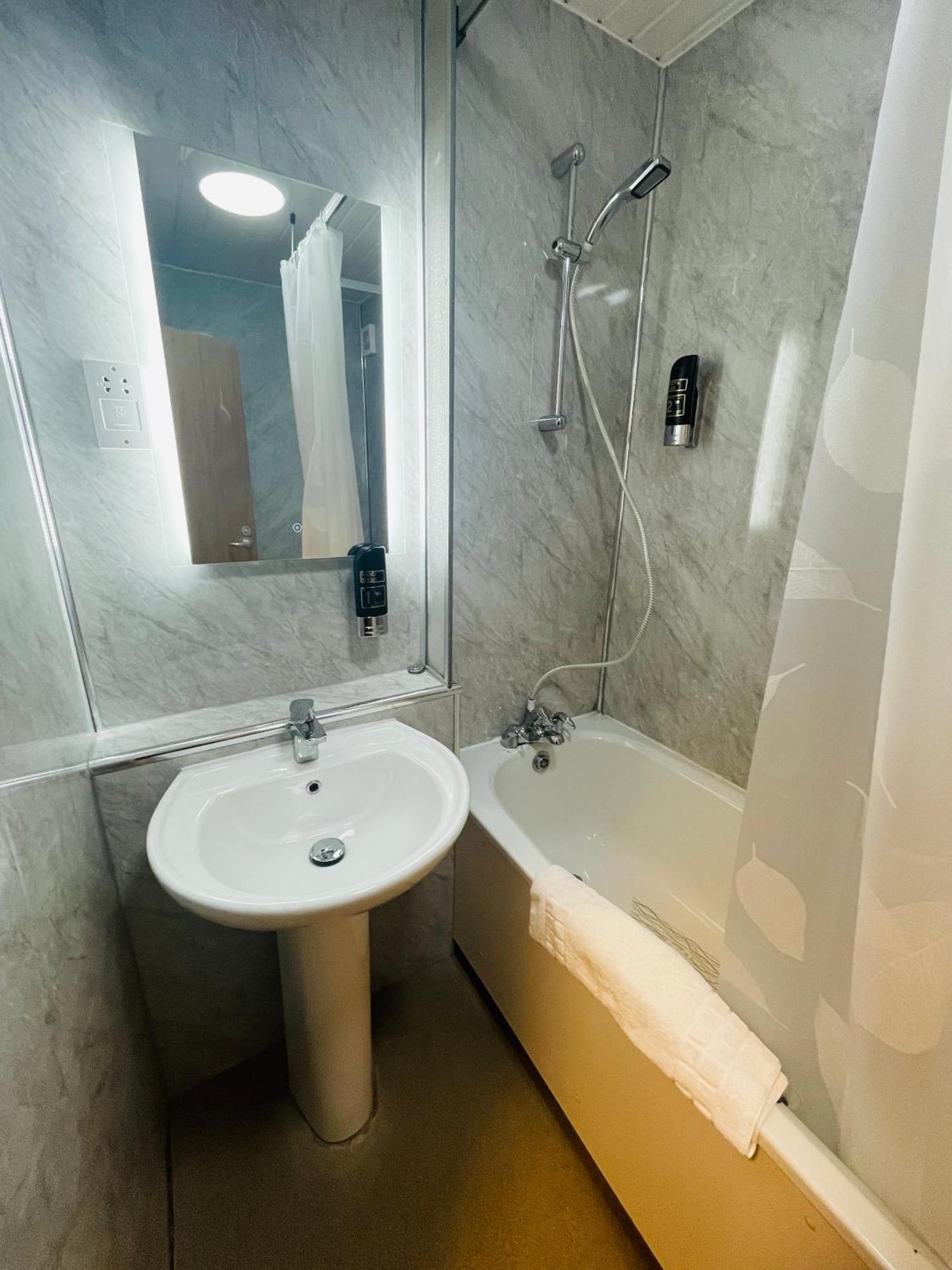 Hylands Hotel Coventry Ngoại thất bức ảnh